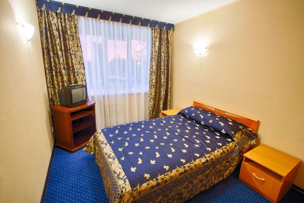 POLET HOTEL SURGUT (Surgut)